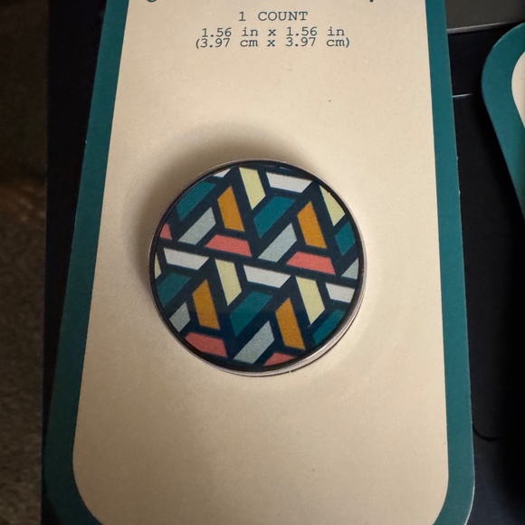 Cell Phone Pop Grip holder Stylish & Fun Phone Grip Holder - Picture 3 of 4